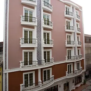 Maywood **** Isztambul
